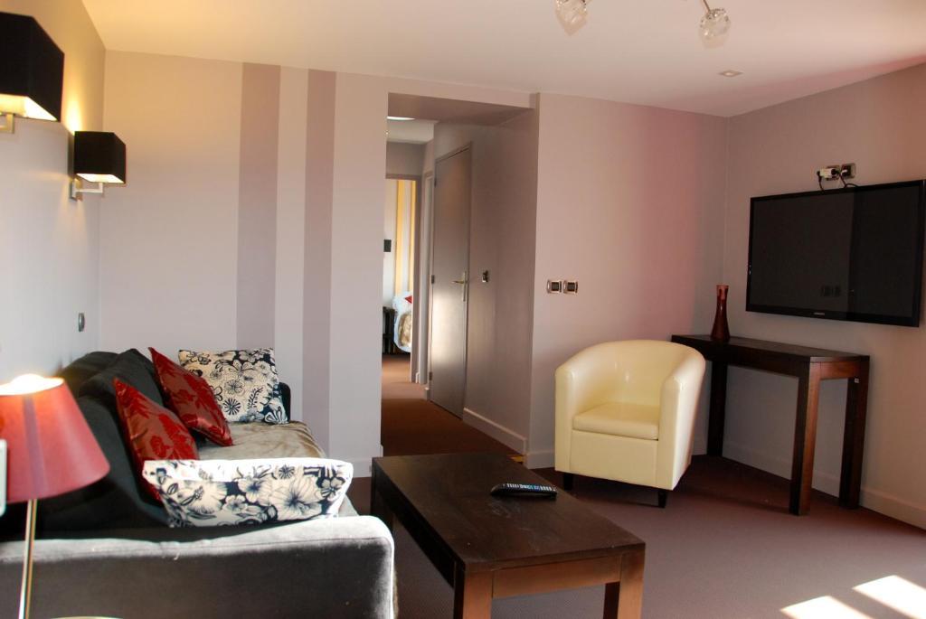 Hotel Corrieu La Llagonne Ruang foto