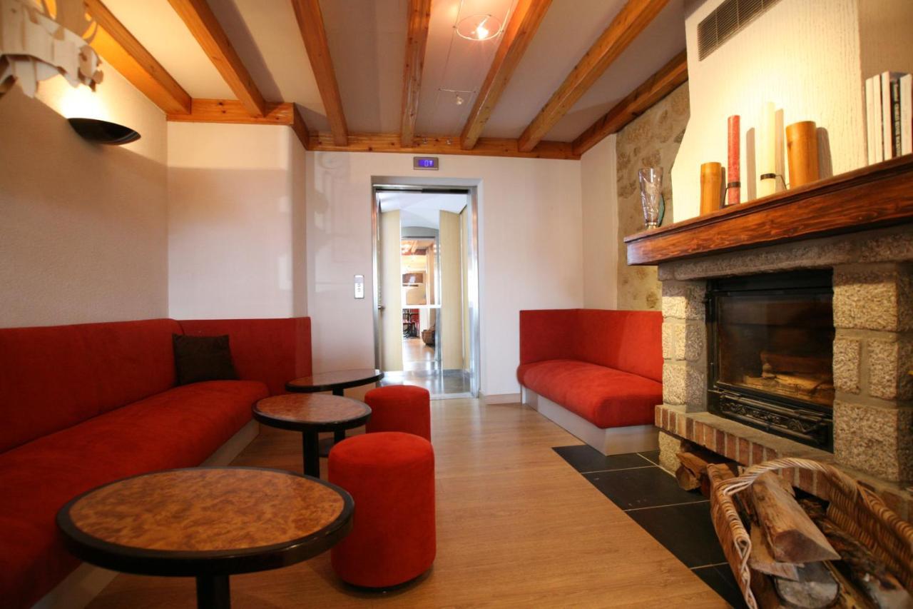 Hotel Corrieu La Llagonne Ruang foto