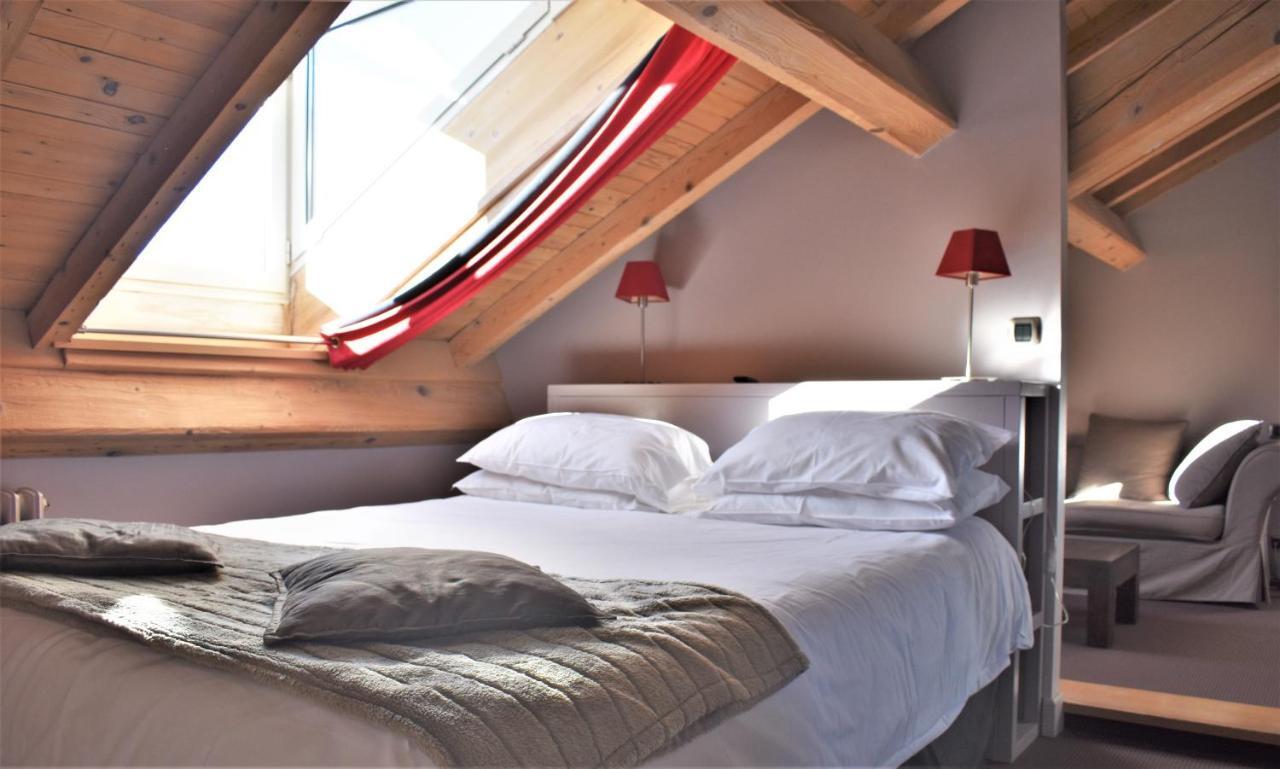 Hotel Corrieu La Llagonne Bagian luar foto